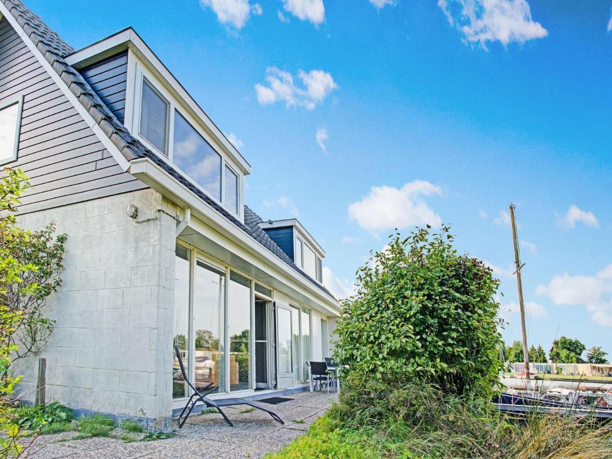 Waterfront Holiday Home With Jetty Boornzwaag over de Wielen Eksteriør billede