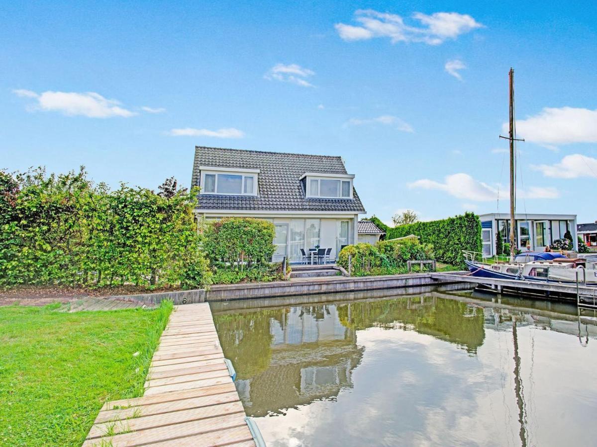 Waterfront Holiday Home With Jetty Boornzwaag over de Wielen Eksteriør billede